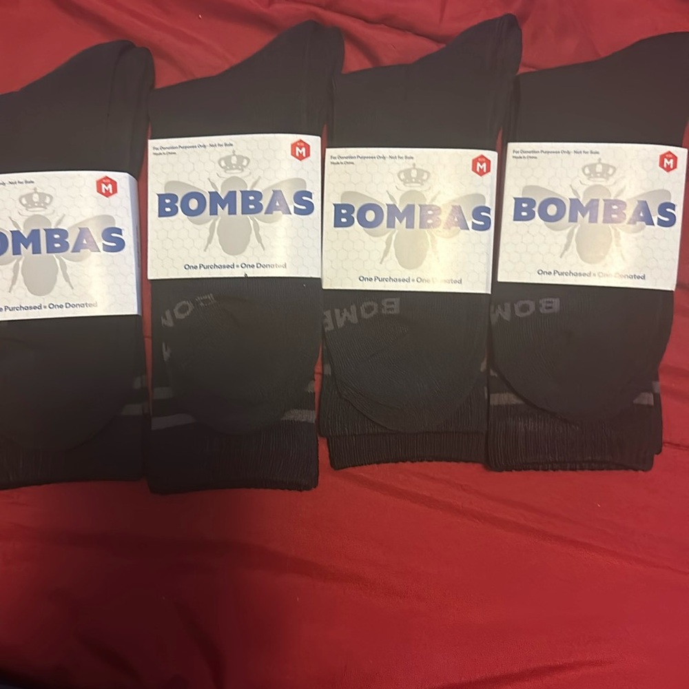 BOMBAS SOCKS MEDIUM MEN/WOMEN 4pack